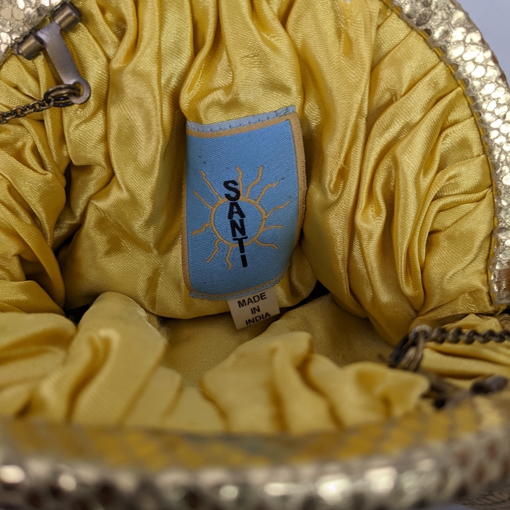 SANTI WOMEN GOLD CLUTCH WITH DUST BAG. - Picture 5 of 12
